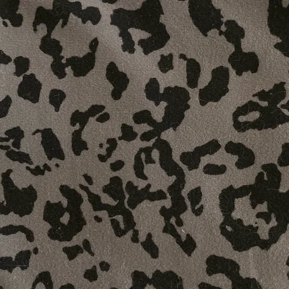 Athleta Elation Ultra High Rise Tight Gray/Black Leopard XS 27" inseam - Picture 10 of 10